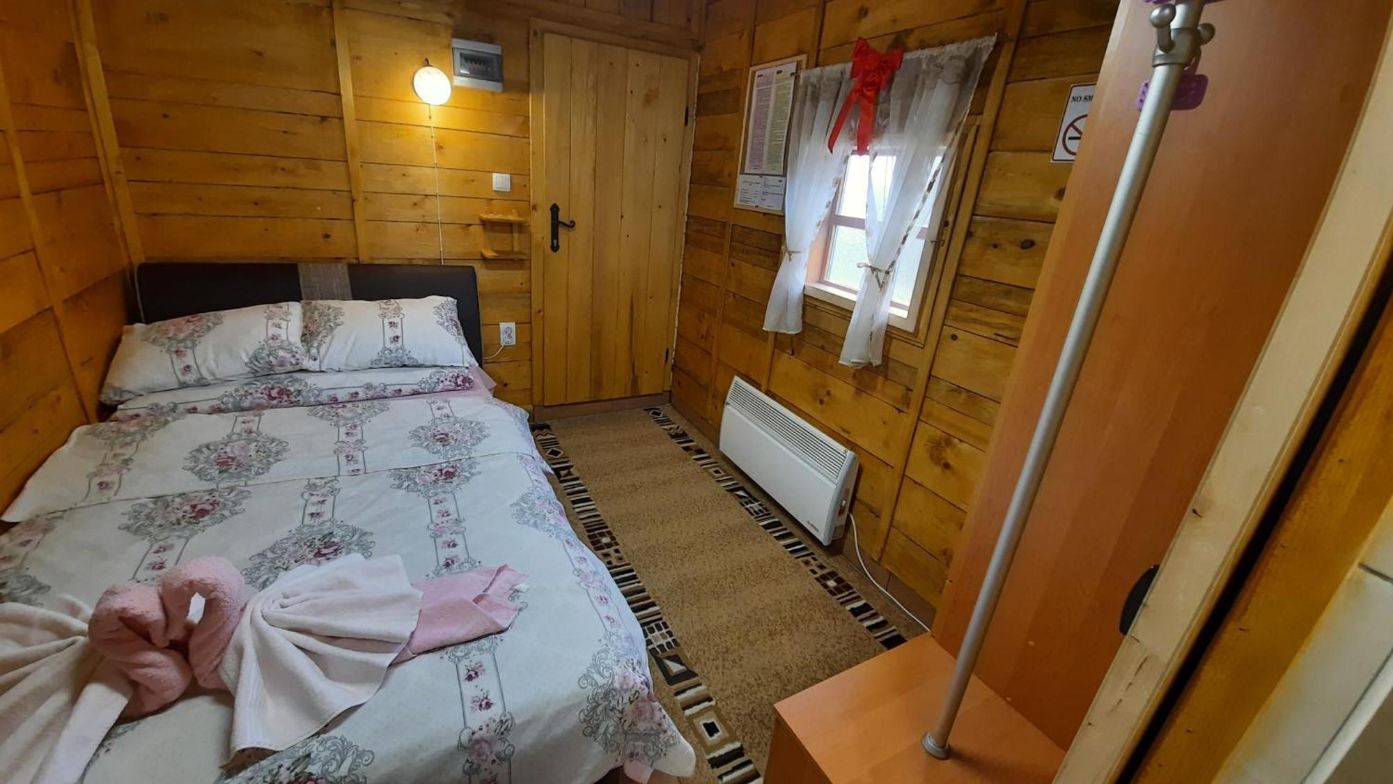 Etno Selo Eden Hotel Zeravacki Potok Kamer foto