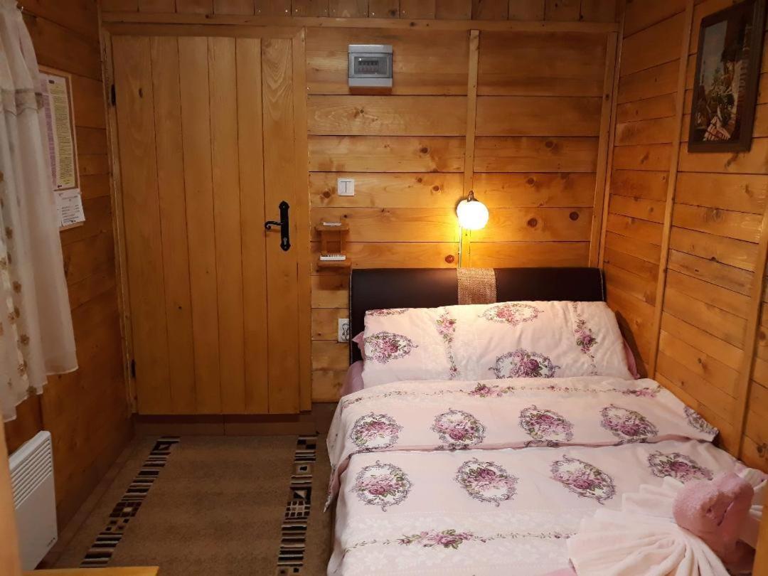Etno Selo Eden Hotel Zeravacki Potok Buitenkant foto